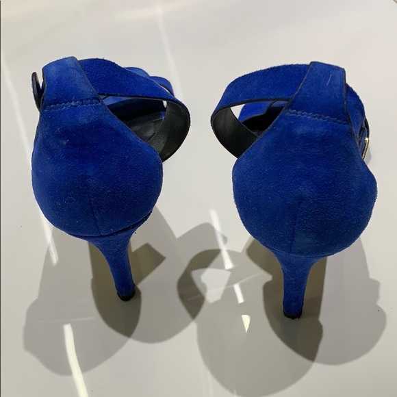 Sandals - Picture 4 of 4